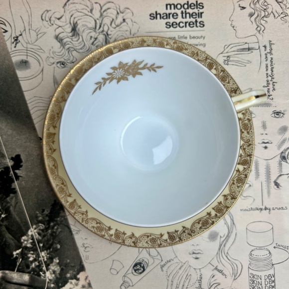 Vintage NORITAKE Mayfield Gold Trimmed Made in Japan 7280 Tea Cup and Saucer - Picture 4 of 7